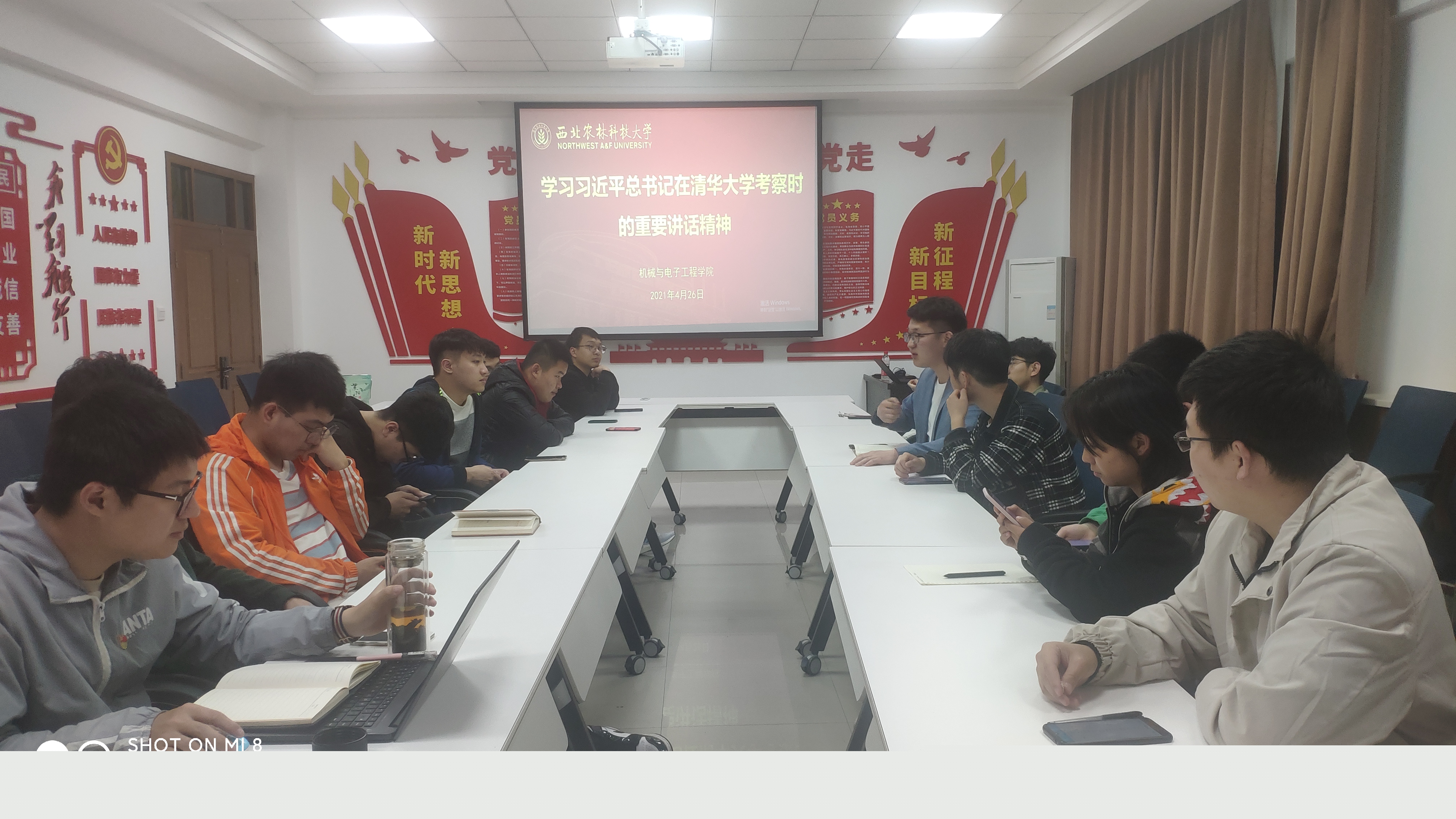 ace198a77bab40d6bcde03cd35fd537c.jpg